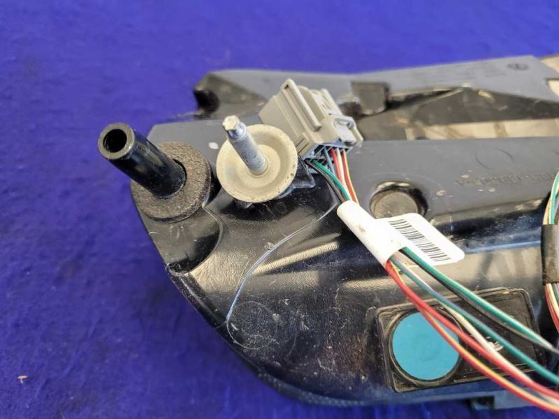 2015-2017 Ford Mustang GT S550 Driver Left LH Taillight Lamp Brake Lens OEM - The Parts Farm