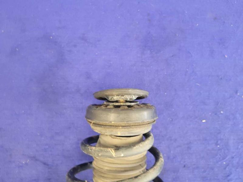 2010-2011 Chevrolet Camaro SS Passenger Right Strut Front Spring Suspension 2416 - The Parts Farm