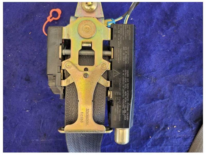 2003-2006 Chevrolet SSR Pickup Truck Passenger Front Seat Belt Retractor 2426 - The Parts Farm