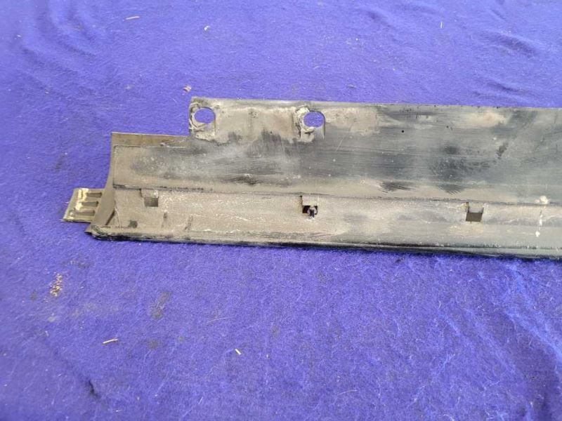 1999-2004 Ford Lightning F150 SVT Pickup Truck Driver Lower Rocker Molding 1906 - The Parts Farm