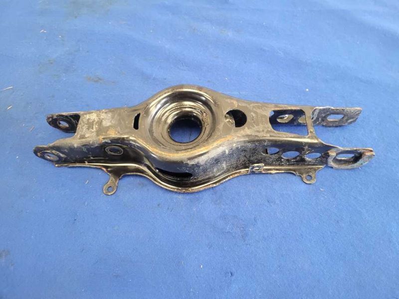 2016-2021 Chevrolet Camaro SS 6.2L LT1 Passenger Rear Lower Control Arm 2434 - The Parts Farm