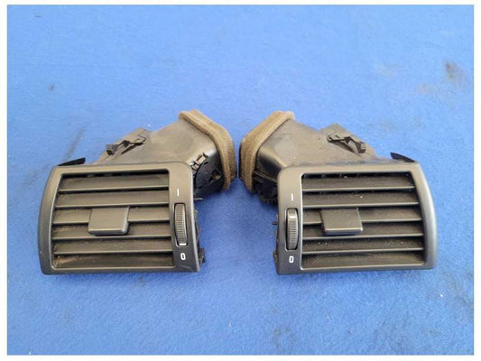 2001-2006 BMW M3 E46 M/T Coupe Pair Front AC Vents Trim HVAC Air Duct 1953