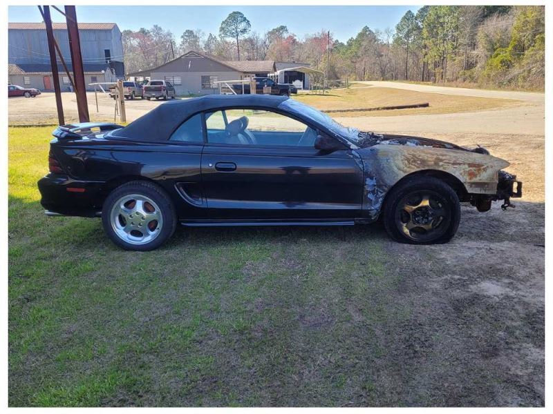 1994-1995 Ford Mustang Cobra 5.0L Clutch Fork Cover Manual Transmission 2526 - The Parts Farm