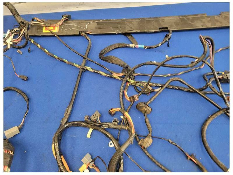 2003-2004 Mercury Marauder 4.6L 4v Body Harness Wire Plug *Broken* 2534 - The Parts Farm