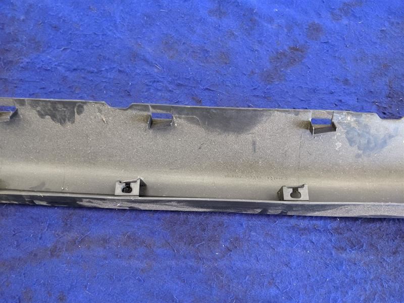 2005-2009 Ford Mustang GT Passenger Right RH Rocker Panel Moulding NEW TAKE OFF - The Parts Farm