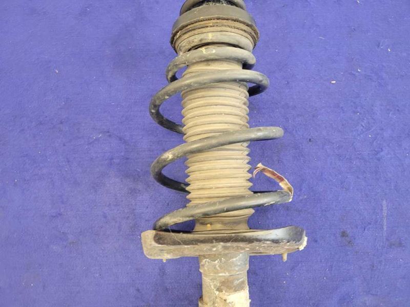 2010-2011 Chevrolet Camaro SS Passenger Right Strut Front Spring Suspension 2416 - The Parts Farm