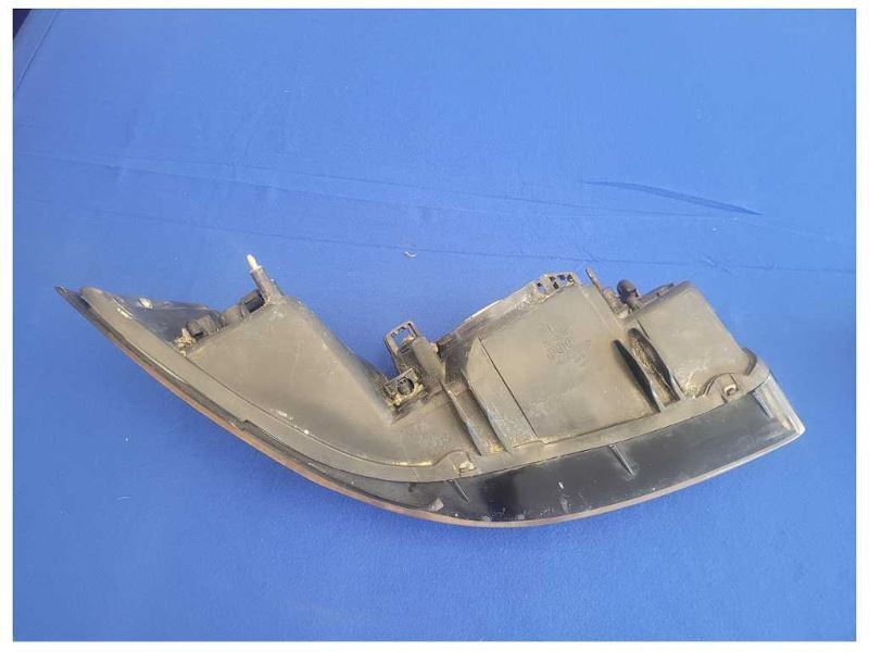 1999-2004 Ford Mustang GT Cobra Driver Front Left Headlight Lamp *Faded* 2570 - The Parts Farm