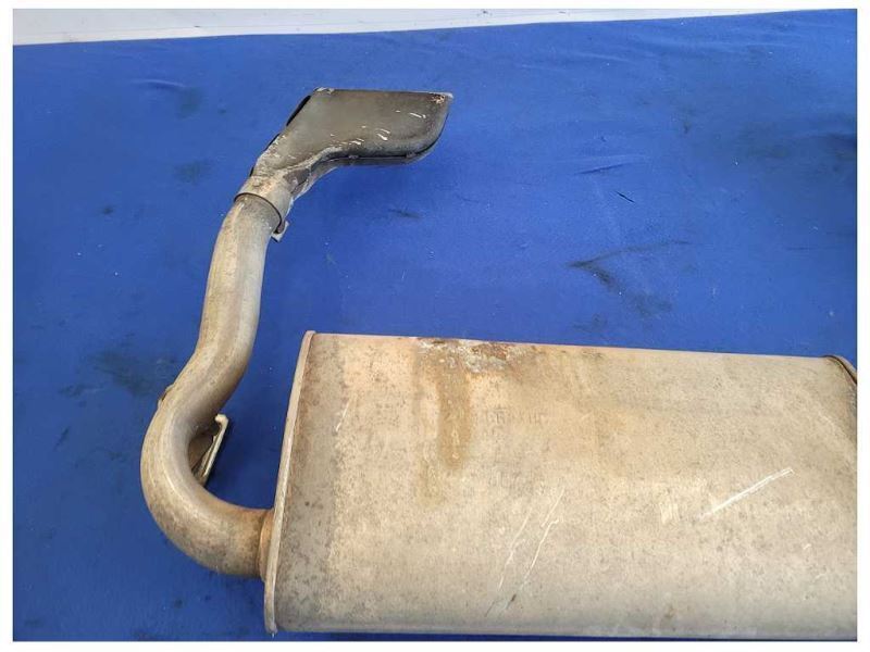 1993 Chevrolet Camaro Z28 Coupe Exhaust Muffler Tips Rear *Bent* 2546 - The Parts Farm