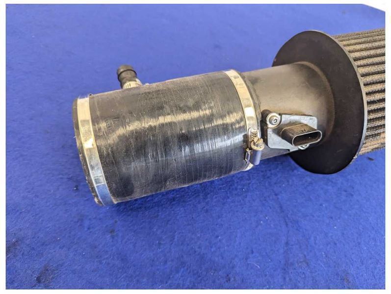 2014 Audi R8 V10 Plus Coupe Pair Air Filter Mass Meter Rear Engine 2136 - The Parts Farm