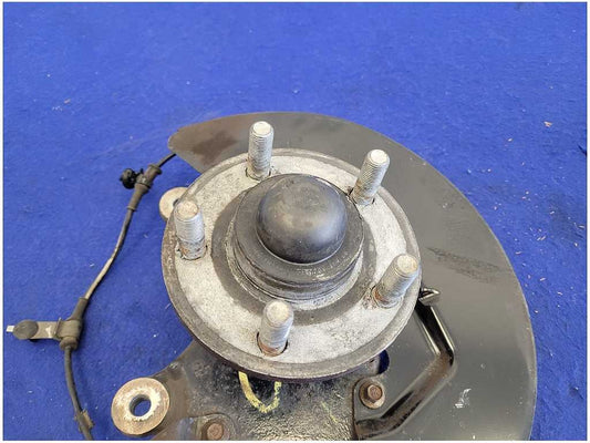2015 2017 Ford Mustang GT S550 Passenger Front Spindle Knuckle Hub 2802