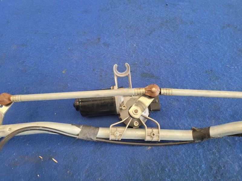 2012 Fisker Karma Sedan Hybrid Windshield Wiper Motor Linkage Front 1959 - The Parts Farm