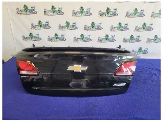 2014-2017 Chevrolet SS 6.2L Sedan Trunk Deck Lid Rear Back Emblem Black 2372