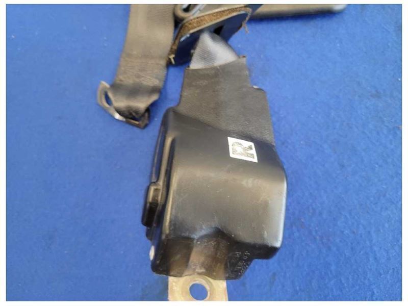 1993 Chevrolet Camaro Z28 Coupe Passenger RH Front Seat Belt Retractor 2546 - The Parts Farm