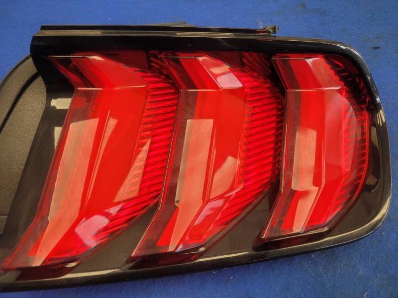 2018-2023 Ford Mustang GT S550 Passenger Rear Tail Light Lamp Brake 2489 - The Parts Farm