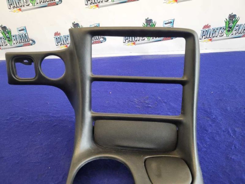1997-2004 Chevrolet Corvette FRC Z06 C5 Bezel Radio AC Vent Dash Center 2052 - The Parts Farm
