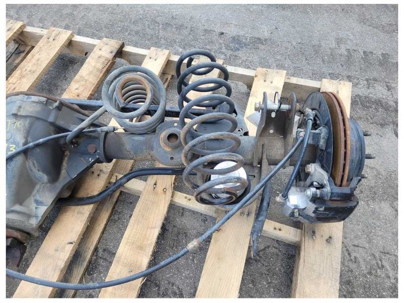 2003-2006 Chevrolet SSR Pickup Truck Rear Suspension Axle Differential 2432 - The Parts Farm