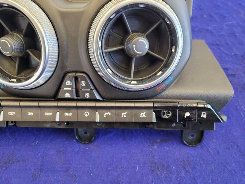 2016-2017 Chevrolet Camaro SS HVAC Temperature Control Dual Zone 2265 - The Parts Farm
