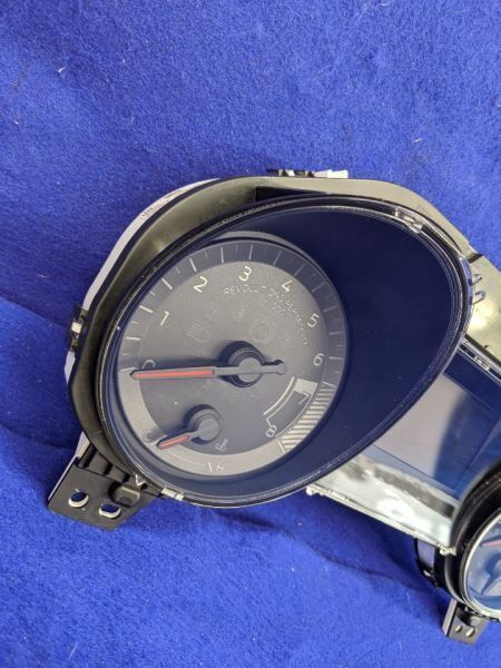 2015-2020 Ford Mustang GT 5.0L Speedometer Cluster Gauge ID FR33-10489-EC EH