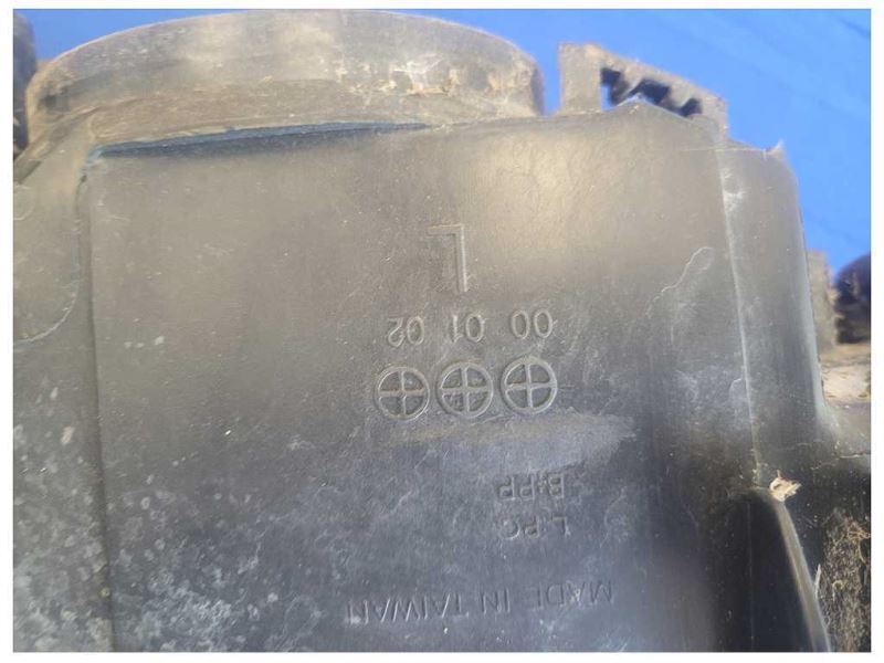 1999-2004 Ford Mustang GT Cobra Driver Front Left Headlight Lamp *Faded* 2570 - The Parts Farm