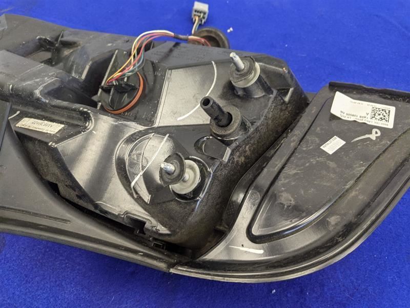 2015-2017 Ford Mustang GT S550 Driver Left LH Taillight Lamp Brake Lens OEM - The Parts Farm
