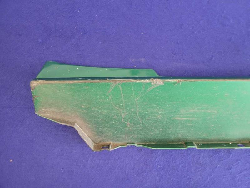 1999-2004 Ford Mustang GT 4.6 Passenger Lower Rocker Panel Molding Paint SW 2312 - The Parts Farm