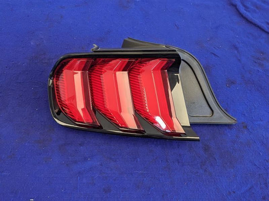 2018-2023 Ford Mustang GT S550 Driver Left LH Taillight Lamp Brake Lens OEM