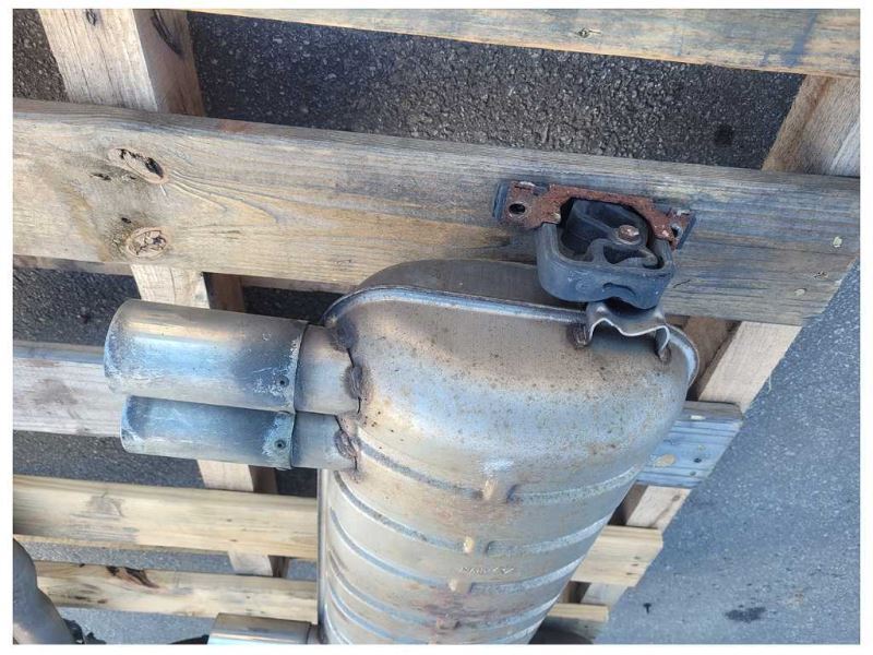 2001-2006 BMW M3 Convertible Rear Muffler Axle Back Exhaust Tip 2451 - The Parts Farm