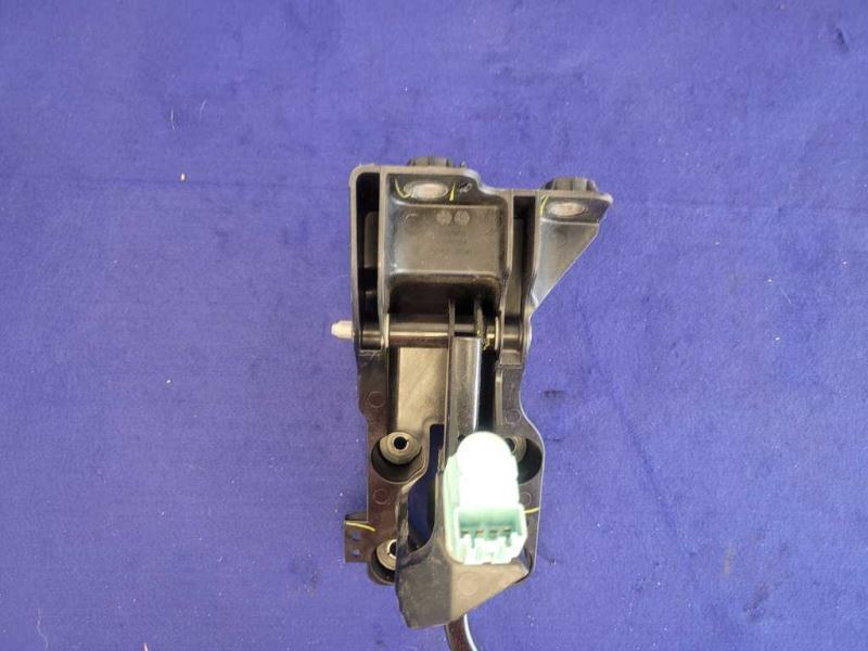 2018-2023 Ford Mustang GT S550 Pedal Cage Automatic Brake Box Transmission 2353 - The Parts Farm