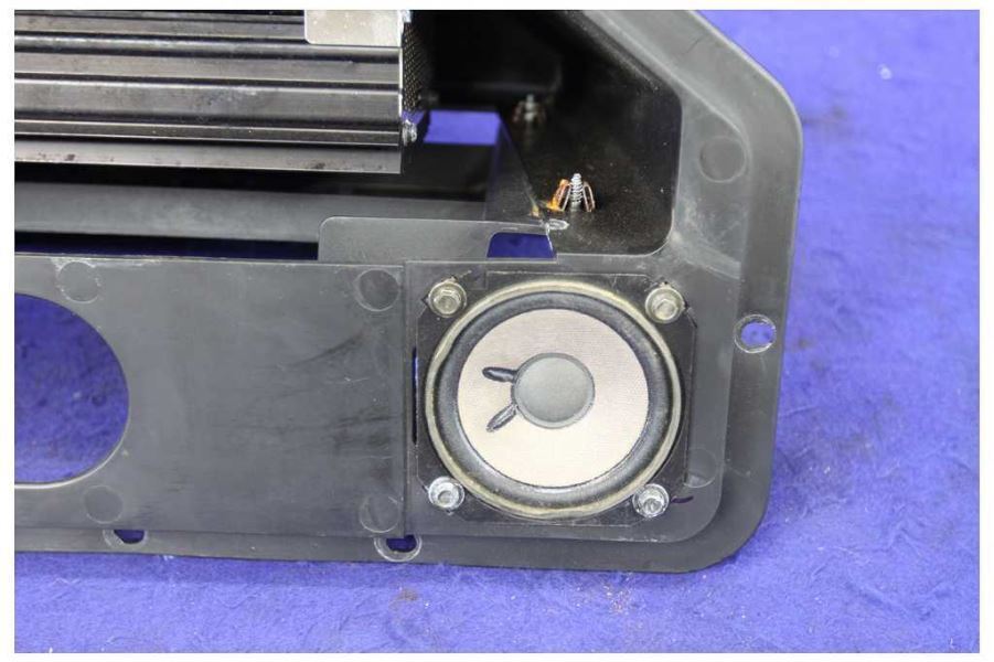 2003 2004 2005 2006 Chevrolet SSR Truck Compartment Amplifier Speakers Amp - The Parts Farm