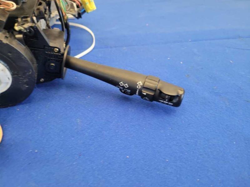 2003-2006 Chevrolet SSR Pickup Truck Steering Column Key Damage 2432 - The Parts Farm