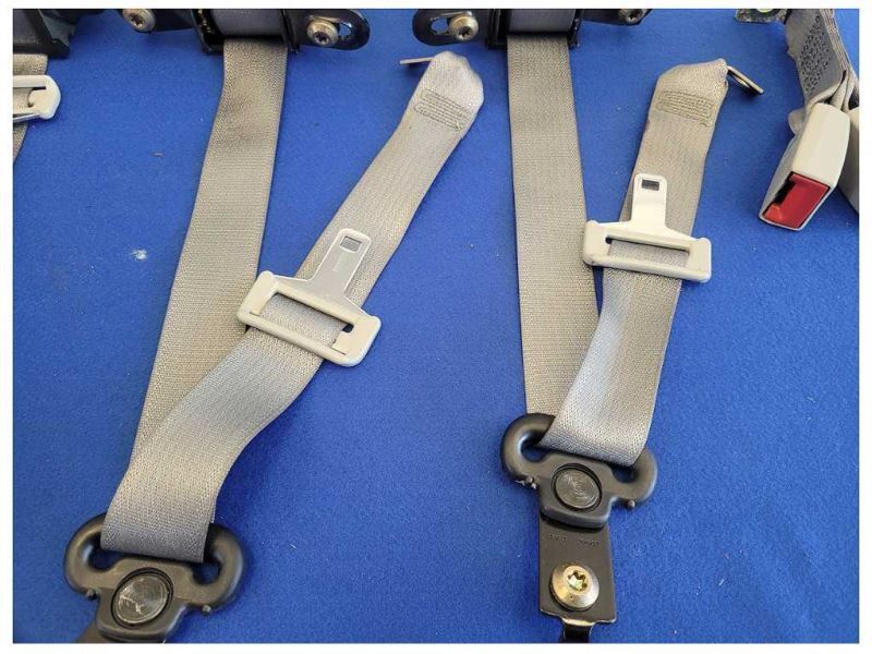 2003-2004 Mercury Marauder 4.6L 4v Set Rear Seat Belts Safety Restraint 2534 - The Parts Farm
