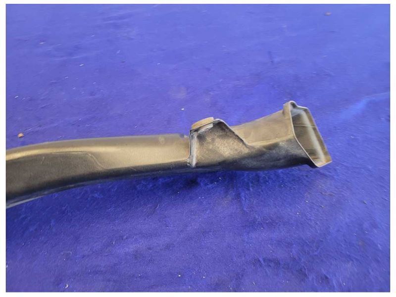 2011-2015 Audi R8 V10 Coupe Passenger RH Air Intake Tubes Ducts Rear 2136 - The Parts Farm