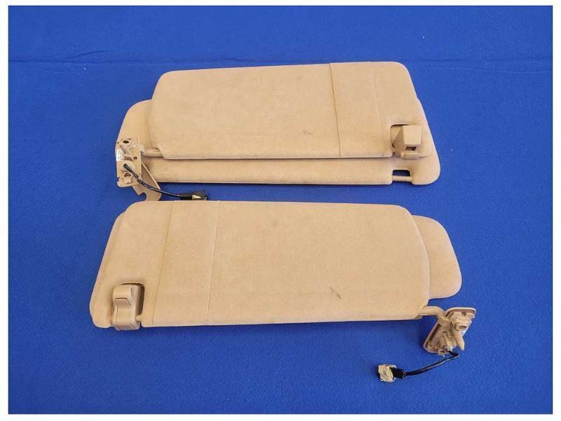 2004-2006 Porsche Cayenne Turbo 4.5L Pair Sun Visors Shade Mirror Tan 2137 - The Parts Farm