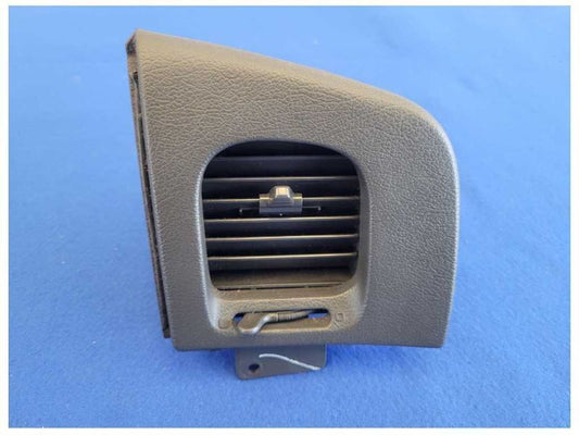 2003-2004 Mercury Marauder 4.6L 4v Vent Passenger Right Dash Panel 2534