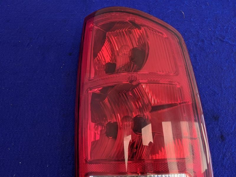 2004-2006 Dodge Ram Viper SRT-10 8.3L 1500 Passenger Right Rear Taillight Lamp - The Parts Farm