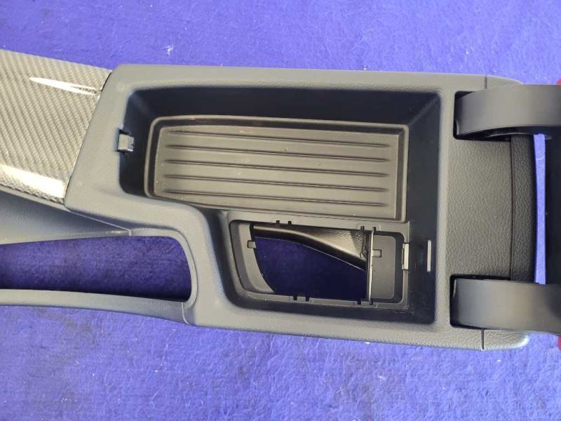 2015-2020 BMW M4 F82 F83 Center Console Front Floor iDrive Red Black Lid - The Parts Farm