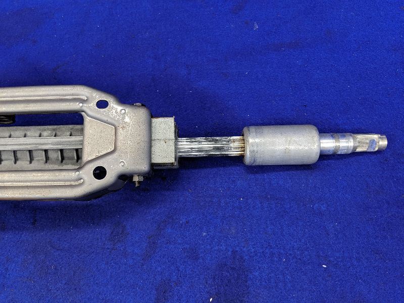 2008-2013 BMW M3 Steering Column Floor Shift Manual Adjusted 6 Speed Tilt - The Parts Farm