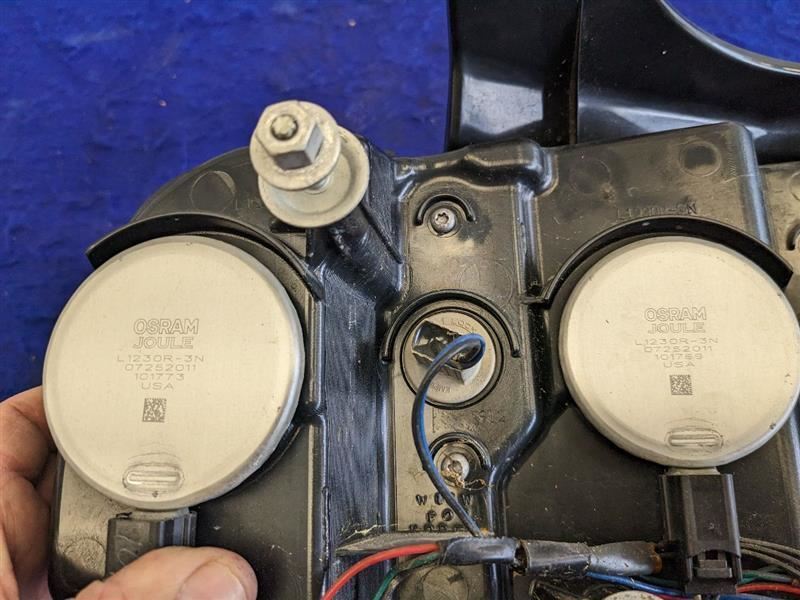 2010-2012 Ford Mustang GT Passenger Right RH Taillight Lamp Brake Lens Red 2307 - The Parts Farm