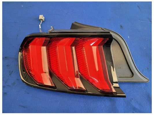 2018-2023 Ford Mustang GT S550 Driver Left Rear Tail Light Lamp Brake 2533 - The Parts Farm