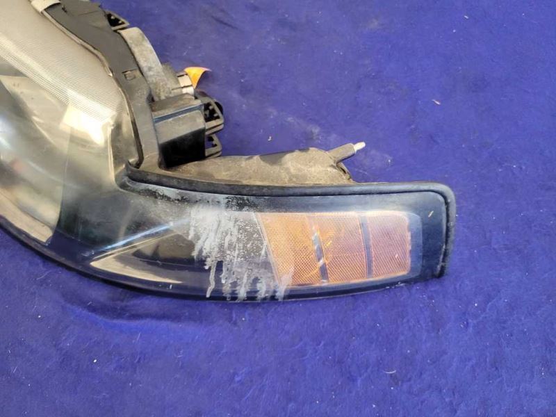 1999-2004 Ford Mustang Cobra SVT DOHC 4.6L Driver Front Headlight Lamp 2276 - The Parts Farm