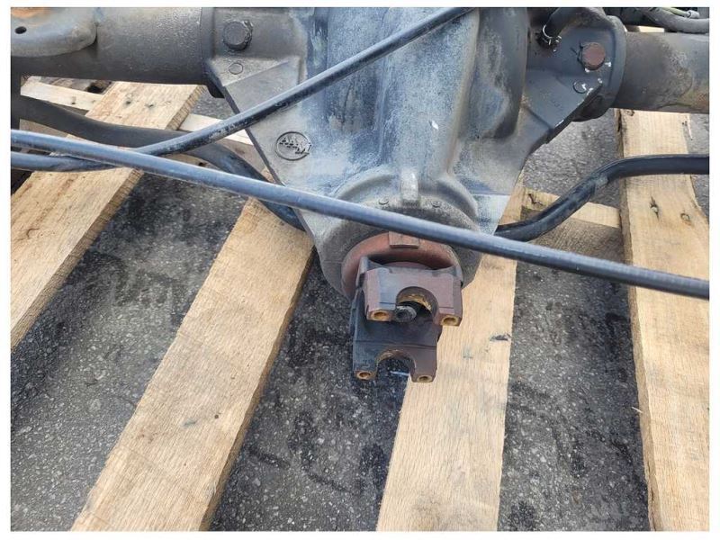 2003-2006 Chevrolet SSR Pickup Truck Rear Suspension Axle Differential 2432 - The Parts Farm