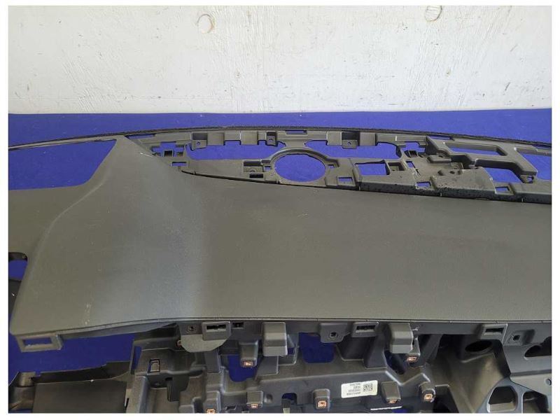 2016-2020 Chevrolet Camaro SS 6.2L Dashboard Panel Head-up Display Opt UV6 - The Parts Farm