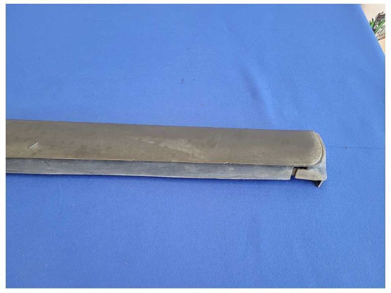 2003-2004 Mercury Marauder 4.6L Driver Lower Rocker Panel Molding Paint JL 2534 - The Parts Farm
