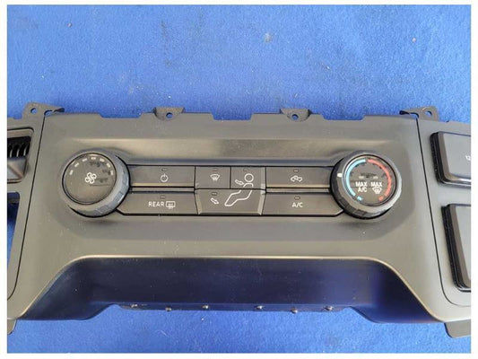 2021 Ford F150 STX Pickup Truck Front HVAC Controls AC Switch Dash 2547