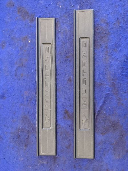 2015-2023 Ford Mustang GT S550 Pair Door Sill Scuff Plates No Lights OEM Factory
