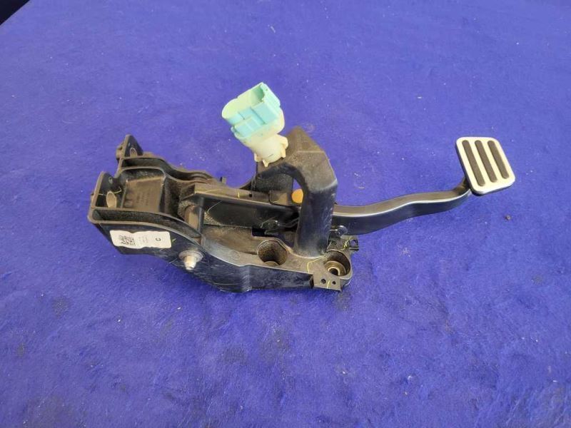 2018-2023 Ford Mustang GT S550 Brake Pedal Assembly A/T Auto Trans 2348 - The Parts Farm
