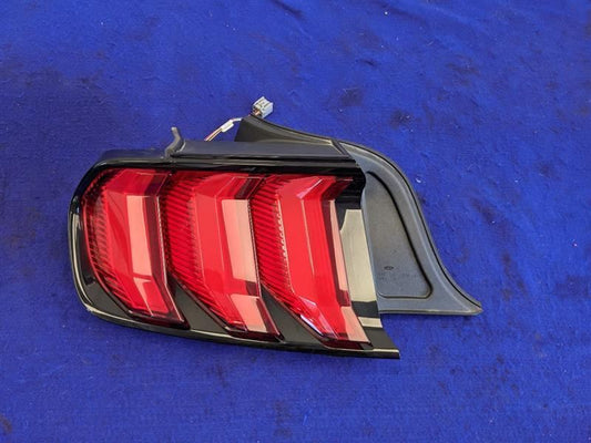 2018-2023 Ford Mustang GT S550 Driver Left LH Tail Light Lamp Brake Lens OEM - The Parts Farm