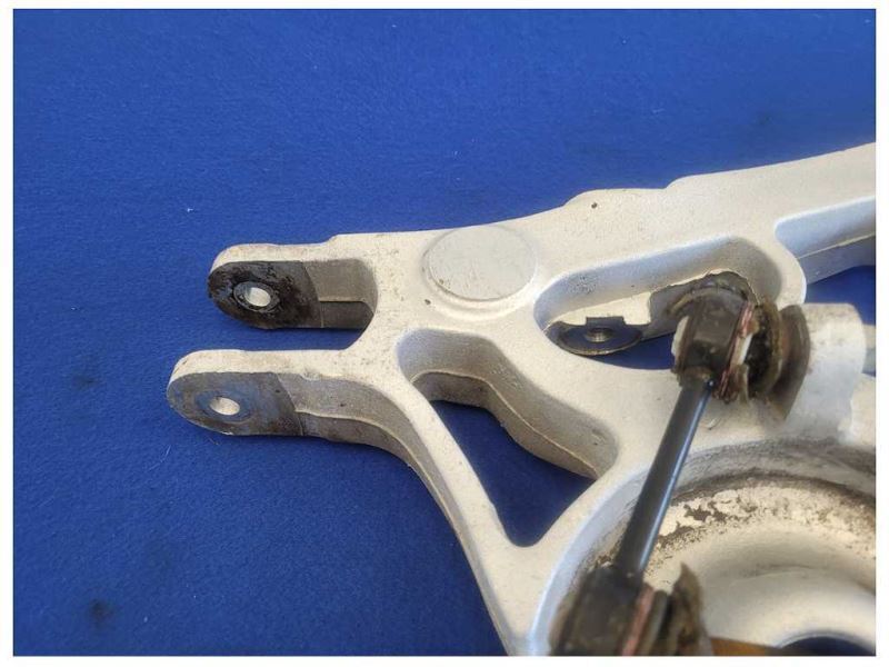 1999-2004 Ford Mustang Cobra SVT DOHC Passenger Rear Lower Control Arm IRS 1897 - The Parts Farm