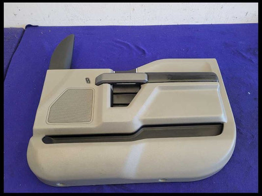 2015-2020 Ford F150 4X4 Pickup Truck Passenger RH Front Door Panel Pull Gray