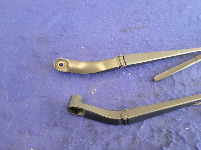 2016-2021 Chevrolet Camaro SS 6.2L LT1 Windshield Wiper Arms Blades 2434 - The Parts Farm